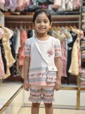 হালকা বেবি পিংক রং এর  বাচ্চাদের টু-পিস সেট